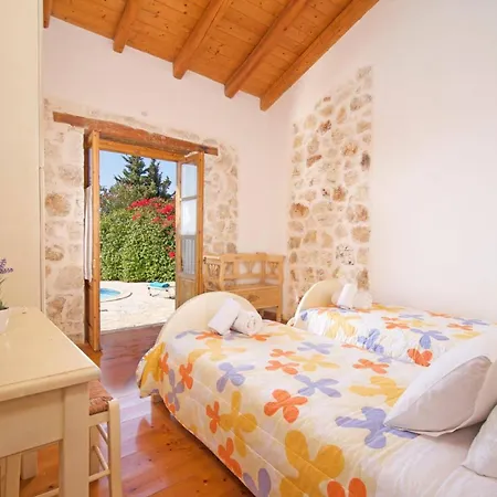 Athina Fiskardo By Villa